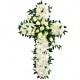 Cruce funerara din crizanteme si trandafiri albi