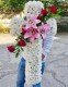 Cruce funerara din crizanteme albe, crini si trandafiri rosii p2